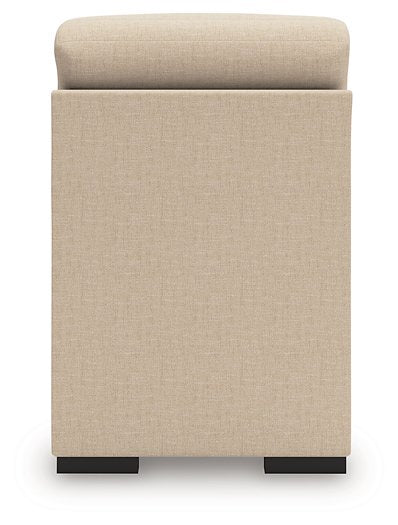 LadyMae Sectional with Chaise - Furniture World SW (WA)