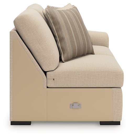 LadyMae Sectional with Chaise - Furniture World SW (WA)