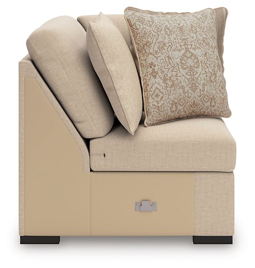 LadyMae Sectional with Chaise - Furniture World SW (WA)