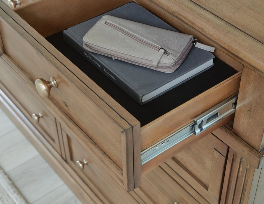 Mylarken Dresser