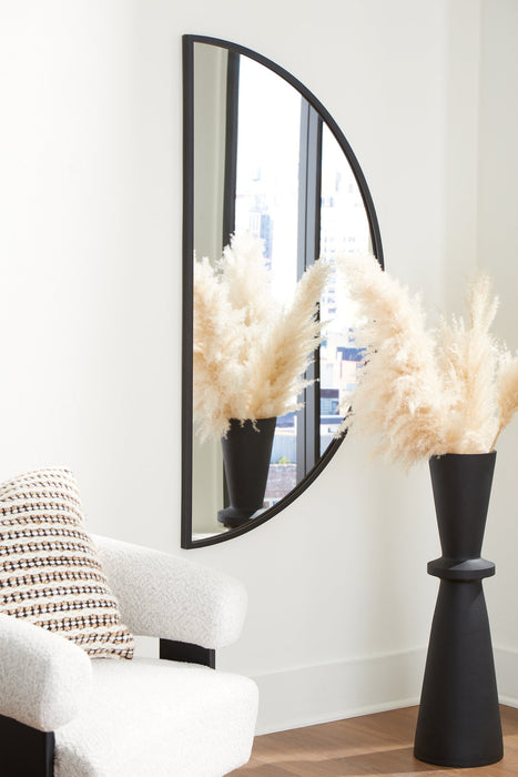 Denlow Accent Mirror - Furniture World SW (WA)