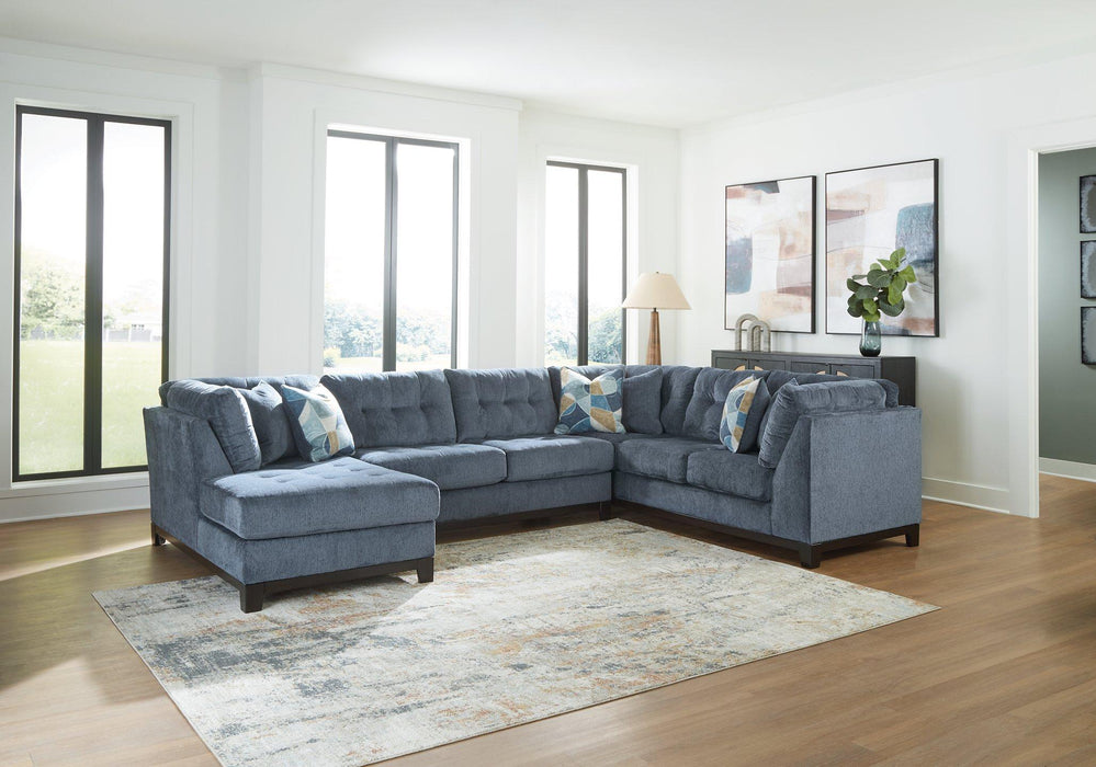 Maxon Place Sectional with Chaise - Furniture World SW (WA)