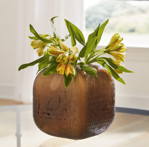 Capard Vase - Furniture World SW (WA)